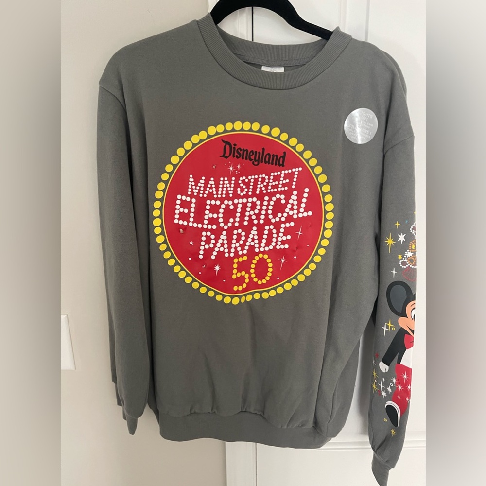 Disneyland “Main street electrical parade, 50 “ size Medium NWT